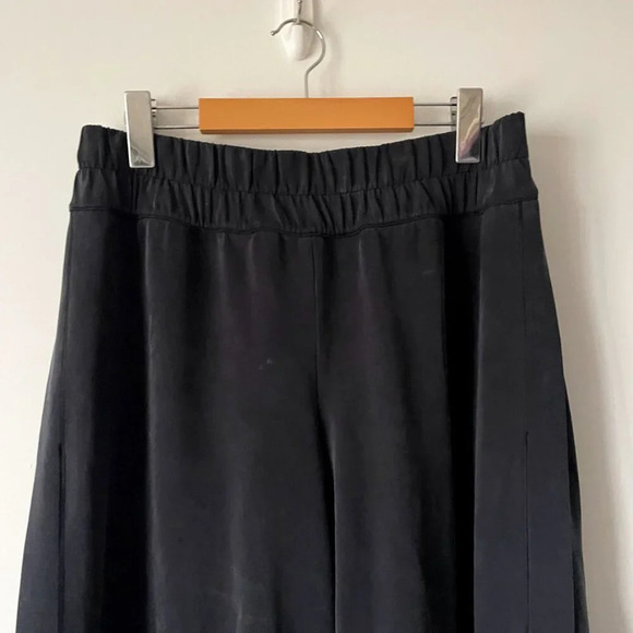 Lululemon Seek Softness Mid Rise Crop Pants Lounge Black Size 8 - Picture 6 of 10
